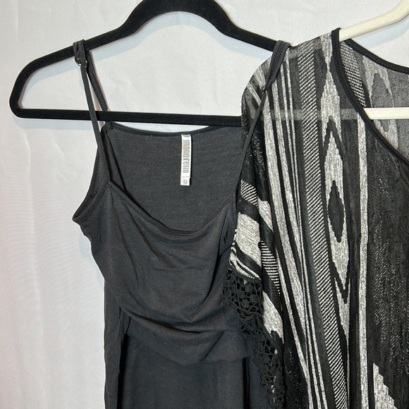 Monoreno Two Piece Tunic Set Size Medium Black & Gray Black crochet type boarder - Picture 6 of 7